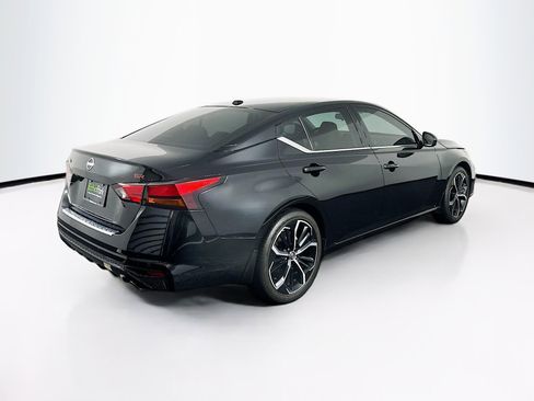 Used 2023 Nissan Altima 2.5 SR image 9
