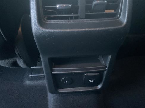 Used 2024 Ford Edge SEL w/ Convenience Package image 23