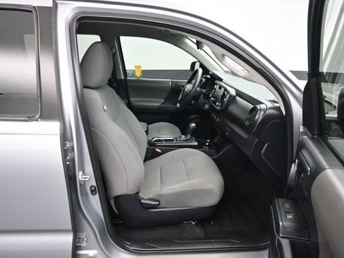 Used 2020 Toyota Tacoma SR w/ SR Convenience Package RWD image 46