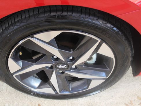 Used 2023 Hyundai Elantra SEL w/ Convenience Package image 33