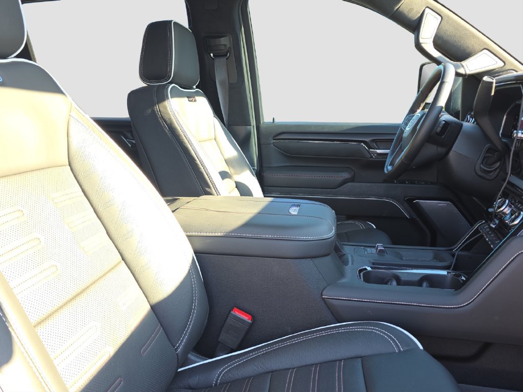 Used 2026 GMC Sierra 2500 AT4X AWD/4WD image 19