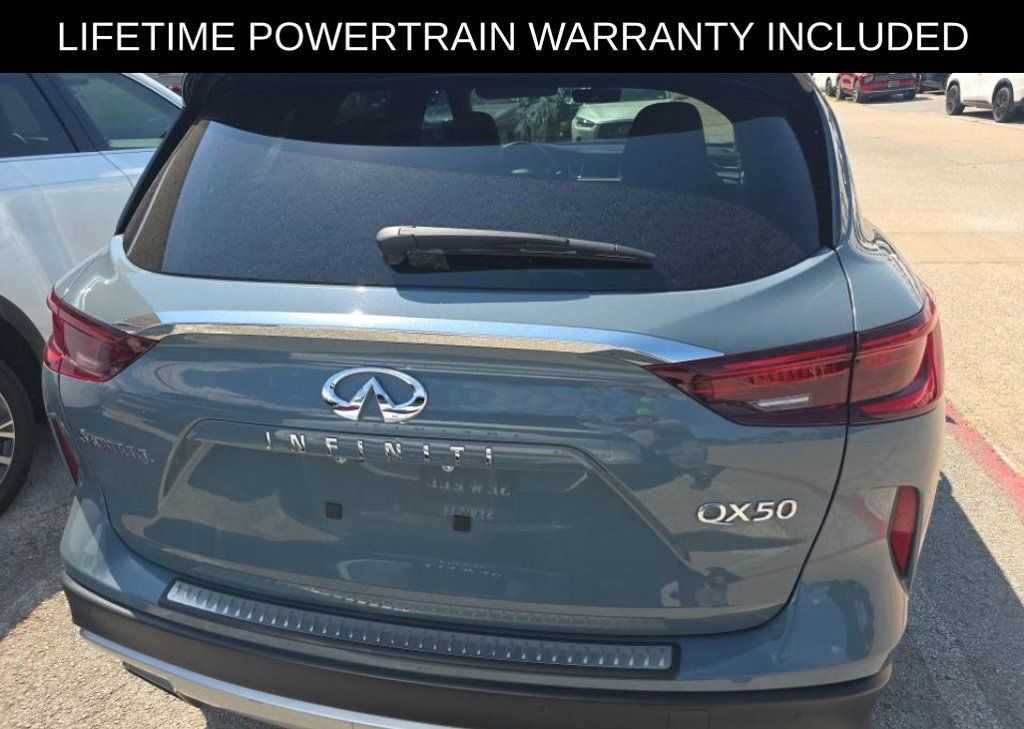 Certified 2023 INFINITI QX50 Luxe FWD image 10