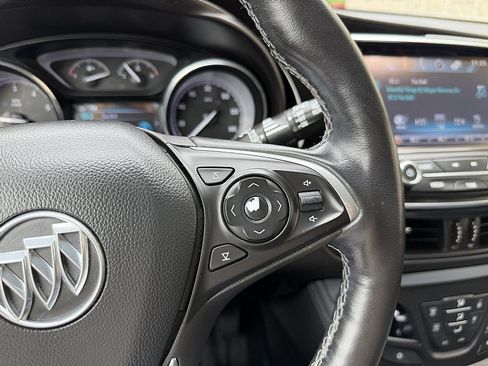 Used 2019 Buick Envision Essence FWD image 21