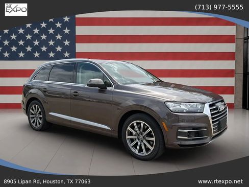 Used 2017 Audi Q7 3.0T Prestige image 2