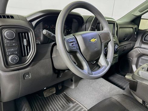 Used 2022 Chevrolet Silverado 1500 Custom image 9