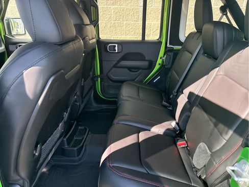 New 2025 Jeep Wrangler Unlimited Rubicon image 22