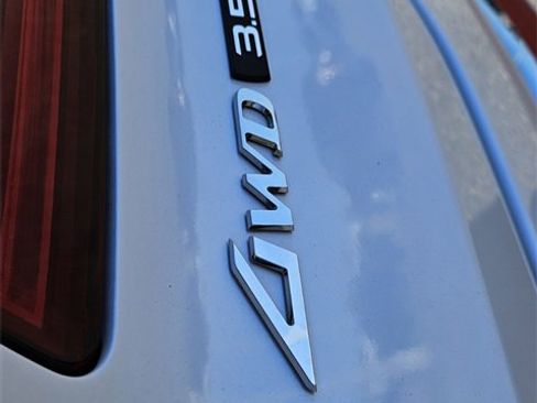 Used 2025 Genesis GV80 3.5T Prestige image 12