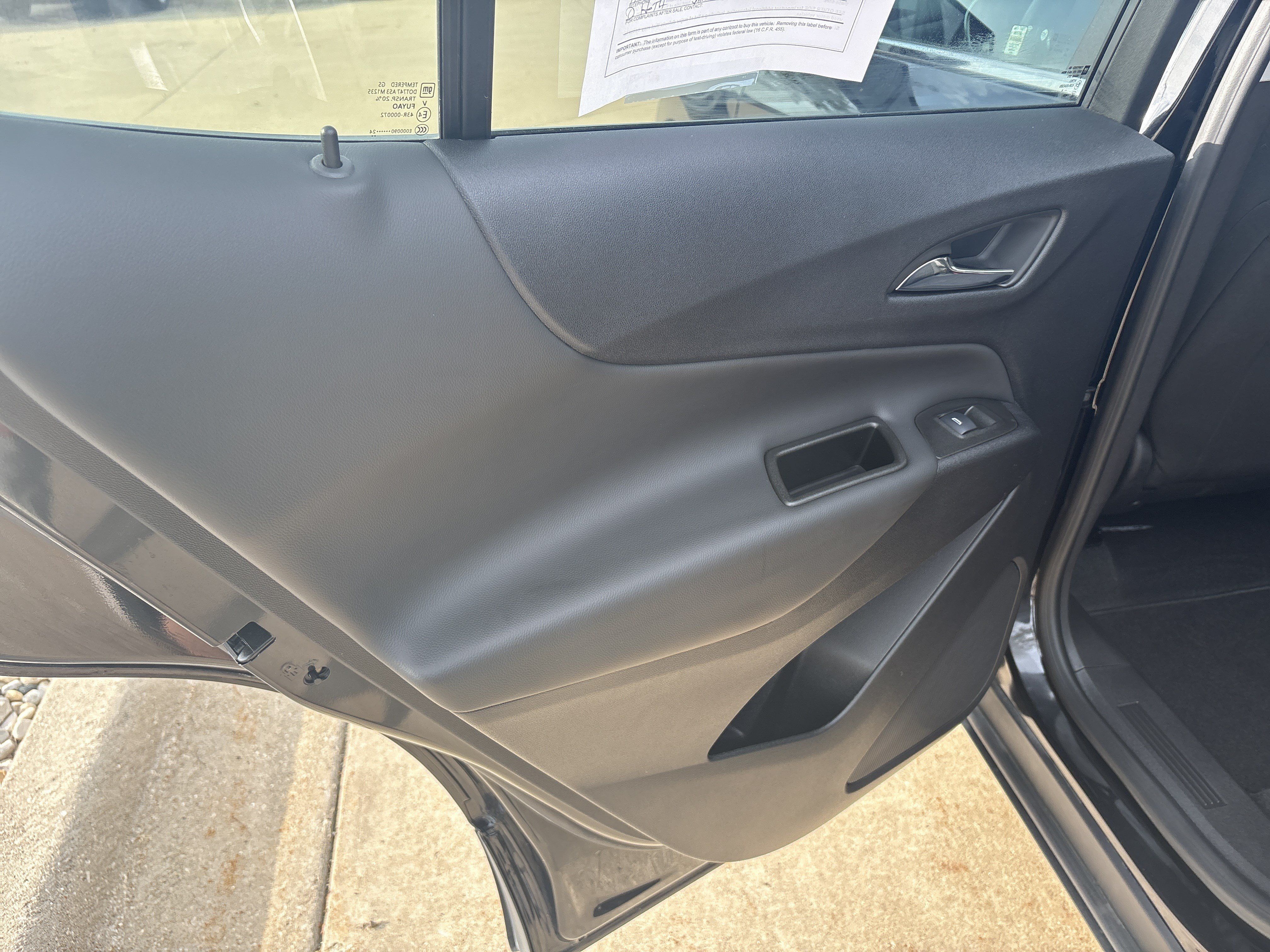 Used 2024 Chevrolet Equinox LT AWD/4WD image 14