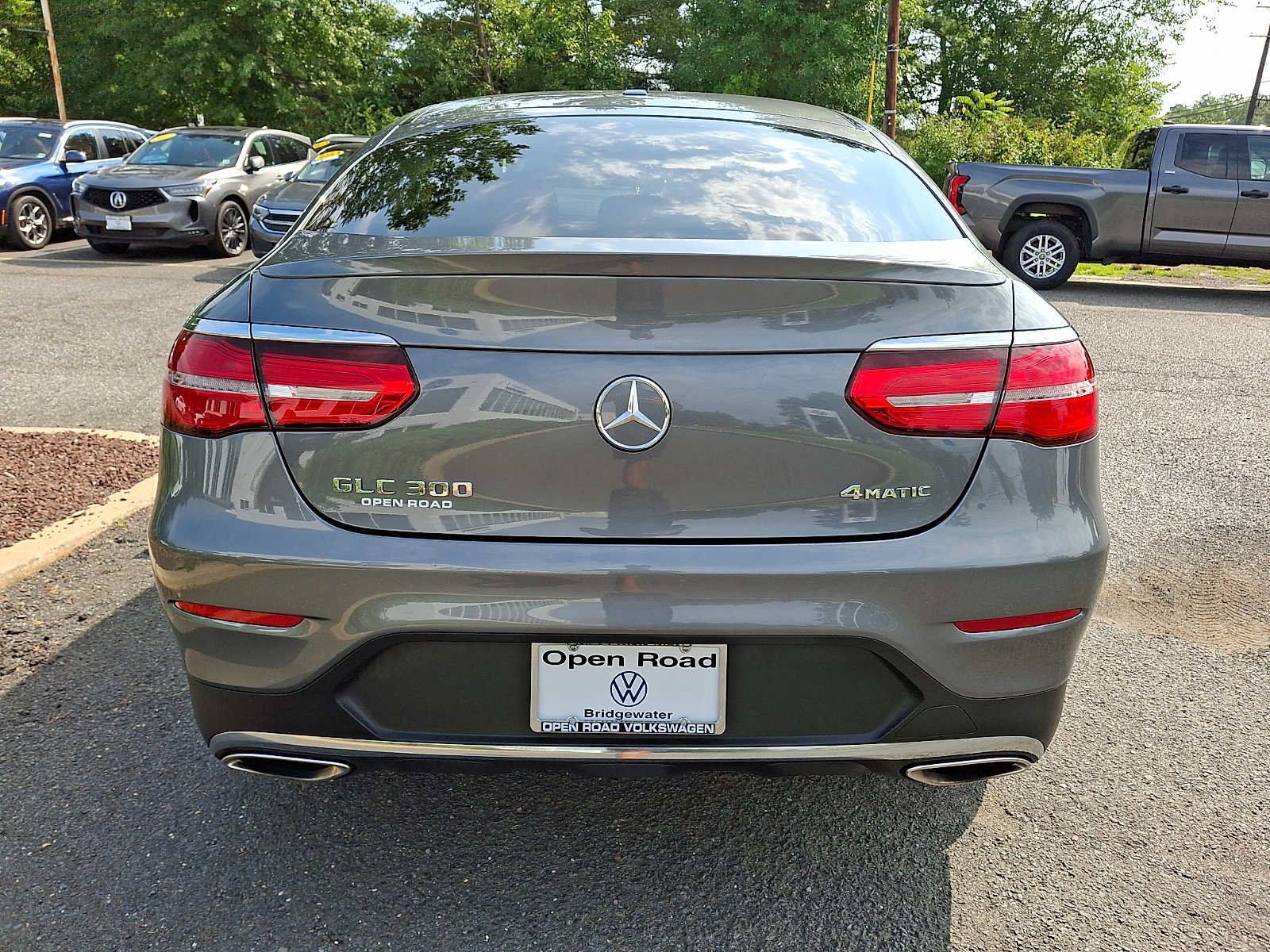 Used 2019 Mercedes-Benz GLC 300 4MATIC Coupe image 5
