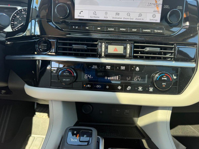 Used 2025 Nissan Pathfinder SL w/ SL Premium Package AWD/4WD image 17