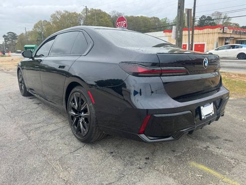 Used 2023 BMW 740i RWD image 4