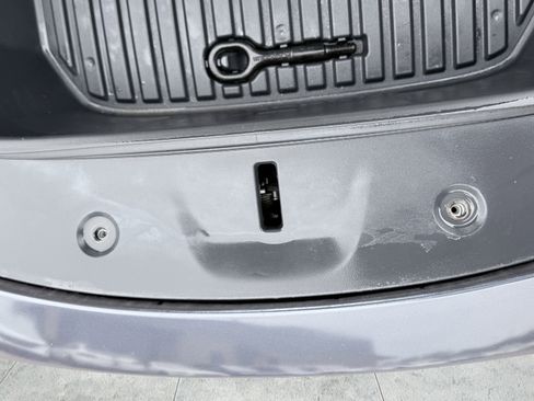 Used 2020 Tesla Model Y Performance image 25