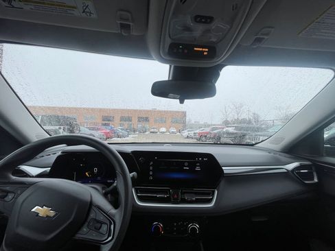 Used 2025 Chevrolet TrailBlazer LT image 33