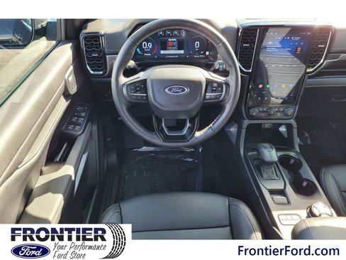 Used 2024 Ford Ranger Lariat w/ FX4 Off-Road Package image 9