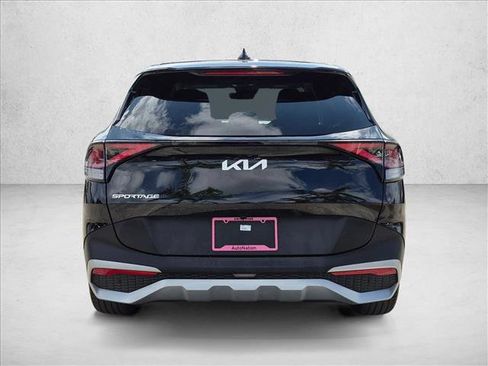 Used 2023 Kia Sportage EX FWD image 6