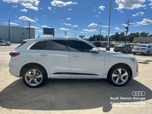 Used 2025 Audi Q5 Premium Plus image 6