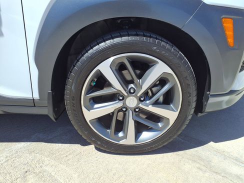 Used 2019 Hyundai Kona Ultimate FWD image 9