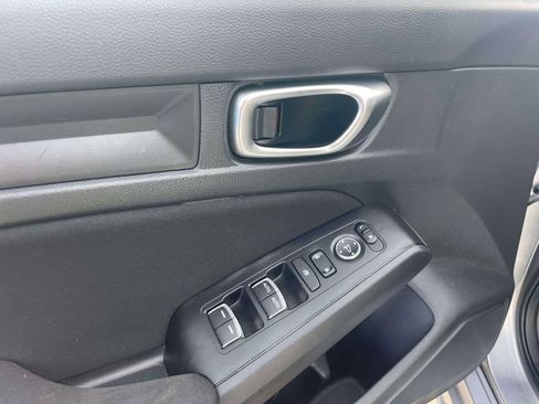 Used 2022 Honda Civic Sport image 15
