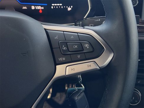 Used 2024 Volkswagen Jetta Sport image 27