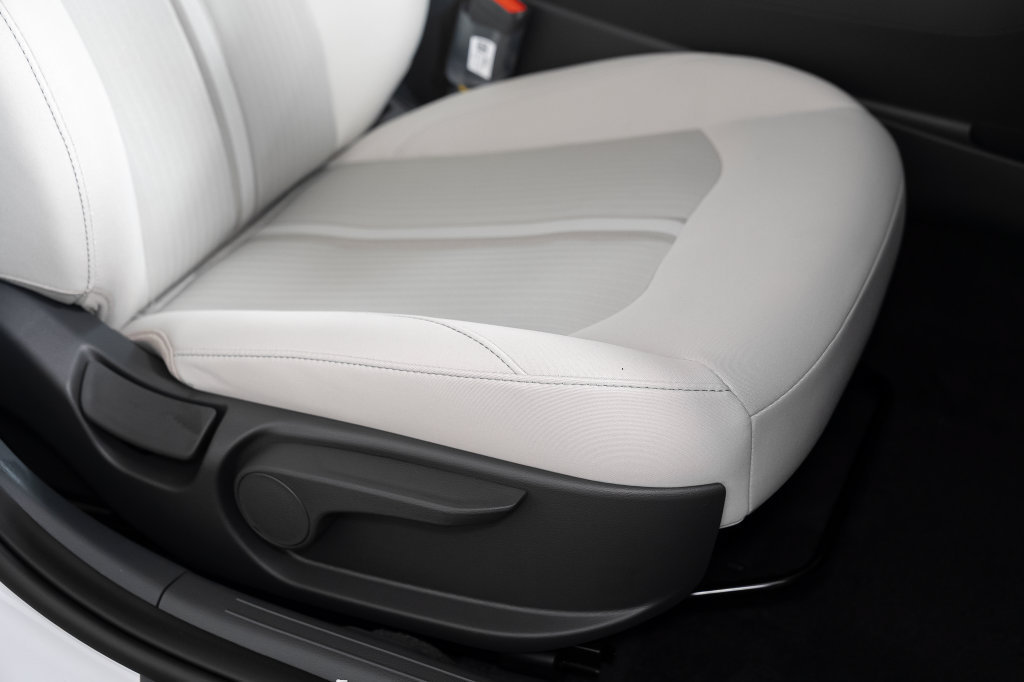 New 2026 Hyundai Sonata SEL FWD image 23