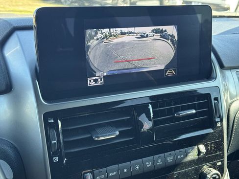 Used 2023 Lexus GX 460 Premium w/ Premium Plus Package image 24