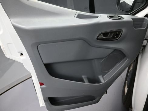 Used 2017 Ford Transit 150 130 Low Roof RWD image 20