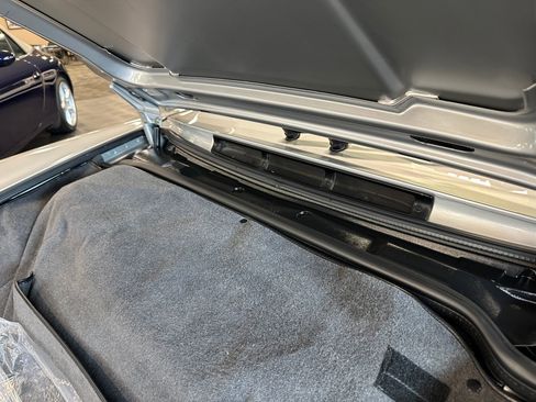 Used 1998 Porsche 911 Carrera image 90