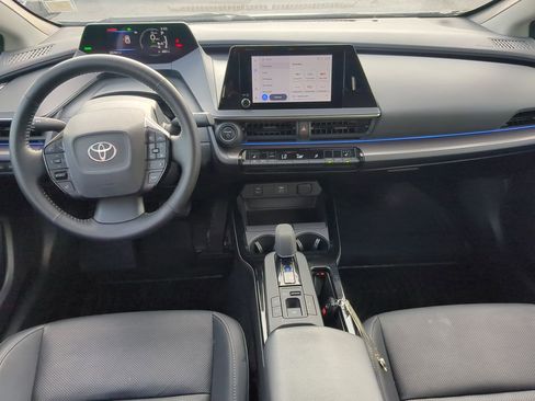 Used 2023 Toyota Prius XLE image 12