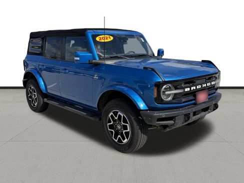 Used 2021 Ford Bronco Outer Banks AWD/4WD image 3