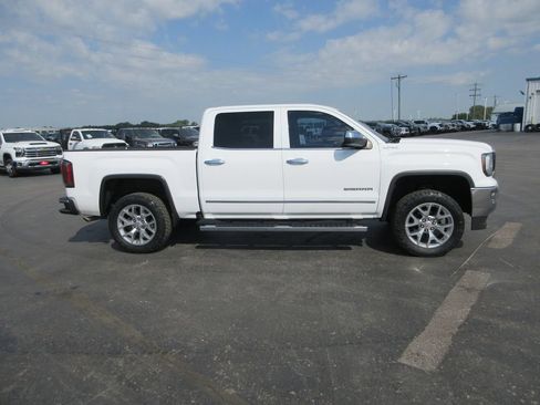 Used 2018 GMC Sierra 1500 SLT w/ SLT Premium Package AWD/4WD image 2