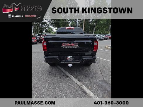 Used 2024 GMC Canyon Elevation w/ Elevation Premium Package AWD/4WD image 7