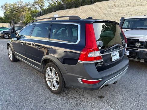Used 2016 Volvo XC70 T5 Premier w/ Proximity Package AWD/4WD image 3