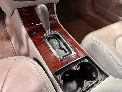 Used 2009 Buick Lucerne CXL w/ Driver Confidence Package image 14