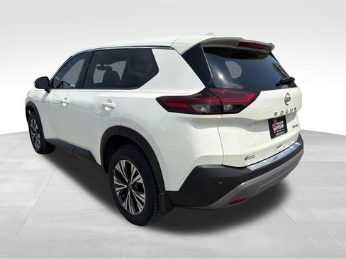 Used 2023 Nissan Rogue SV AWD/4WD image 5
