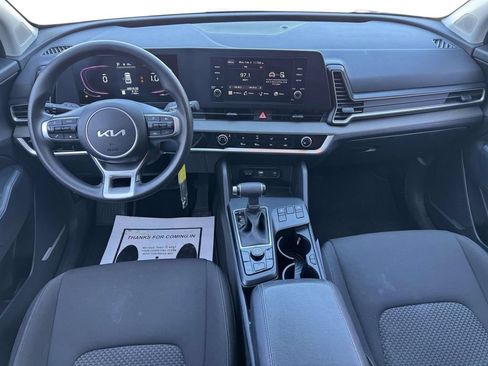 Used 2024 Kia Sportage LX AWD/4WD image 13