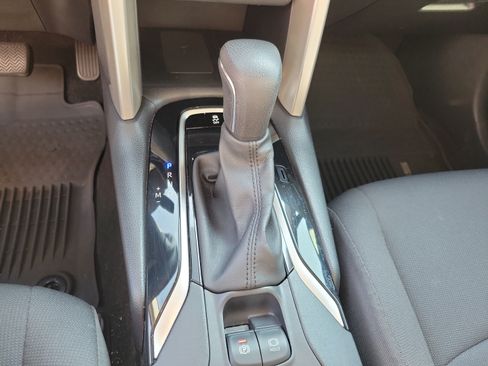 Certified 2023 Toyota Corolla Cross LE FWD image 19