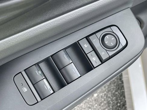 Used 2026 Toyota Prius LE image 13