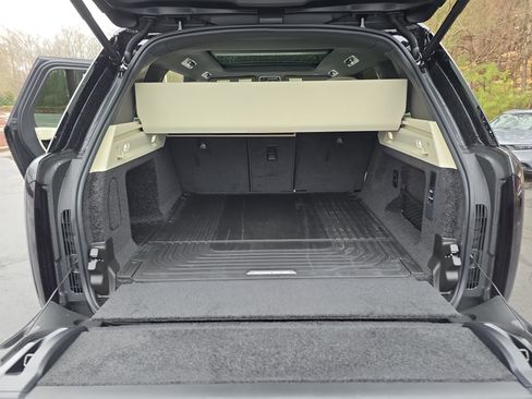 New 2026 Land Rover Range Rover SE image 12