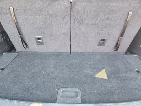 Used 2023 Ford Explorer ST-Line w/ Class IV Trailer Tow Package image 32