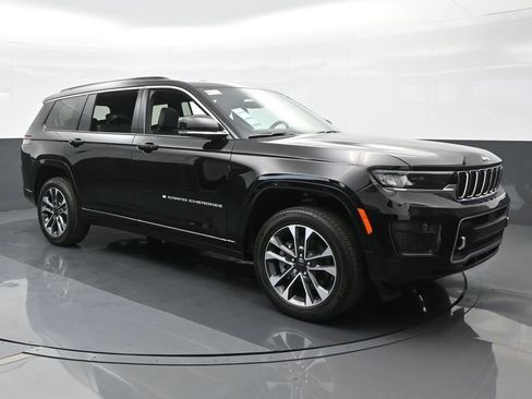 New 2025 Jeep Grand Cherokee L Overland image 8