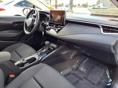 Certified 2025 Toyota Corolla LE image 23