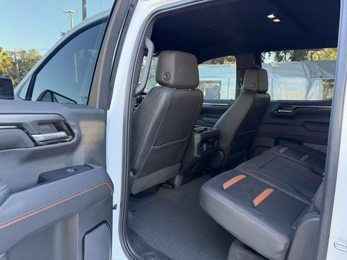 Used 2023 GMC Sierra 1500 AT4 w/ Technology Package image 29