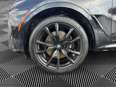 Used 2024 BMW X7 xDrive40i w/ Executive Package AWD/4WD image 9