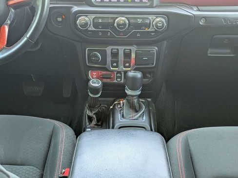 Used 2021 Jeep Wrangler Rubicon AWD/4WD image 19