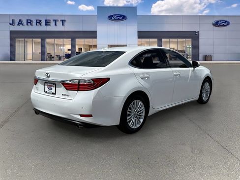 Used 2015 Lexus ES 350 w/ Luxury Package FWD image 7