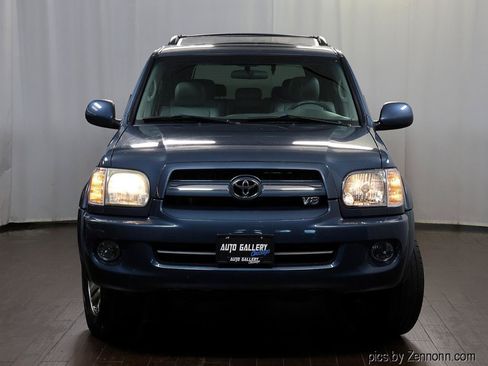 Used 2006 Toyota Sequoia SR5 w/ Preferred Pkg w/ Heated Seats AWD/4WD image 5