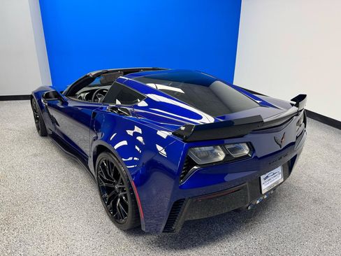 Used 2018 Chevrolet Corvette Z06 RWD image 10