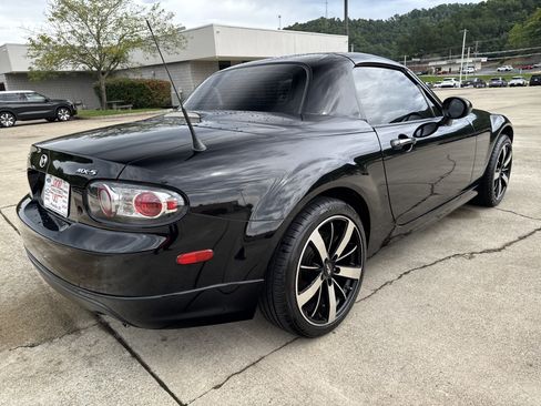 Used 2008 MAZDA MX-5 Miata Grand Touring w/ Premium Pkg RWD image 7