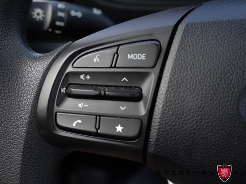 Used 2024 Hyundai Venue SE FWD image 22