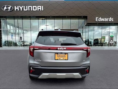 Used 2024 Kia Seltos S image 5